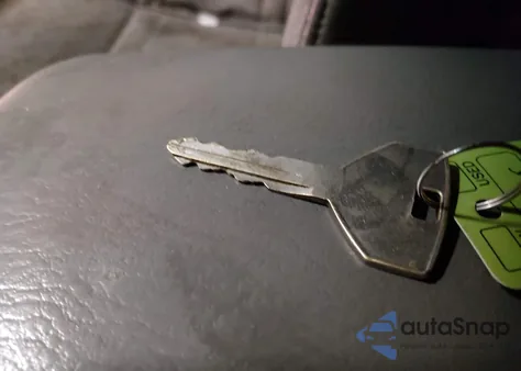 1998 Jeep Cherokee Classic/Sport from USA, damaged, VIN 1J4FJ68S1WL241678